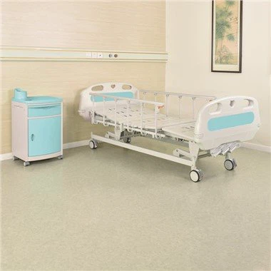 Handmatig ziekenhuisbed met 3 krukassen